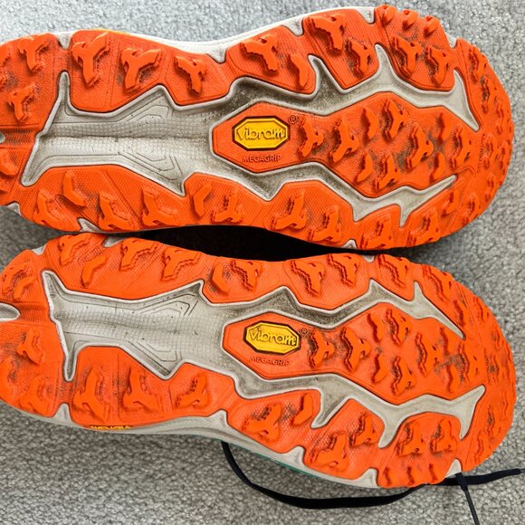 Hoka Speedgoat 6 Trail Running Sneaker Women's Size 9 - Picture 4 of 7